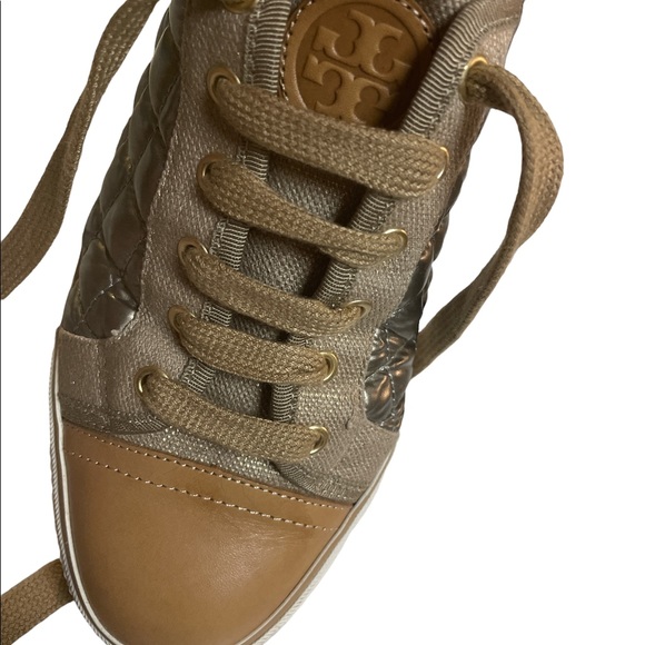 Womens Tory Burch Metallic Gold Caspe Quilted Sneaker shoes - size 8.5 - Picture 7 of 7